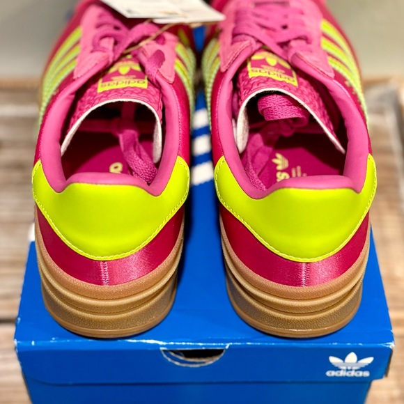 Adidas Gazelle Bold W Sneakers, Women’s Size 7, Pink/Neon Yellow, BNWT in box - Picture 5 of 7